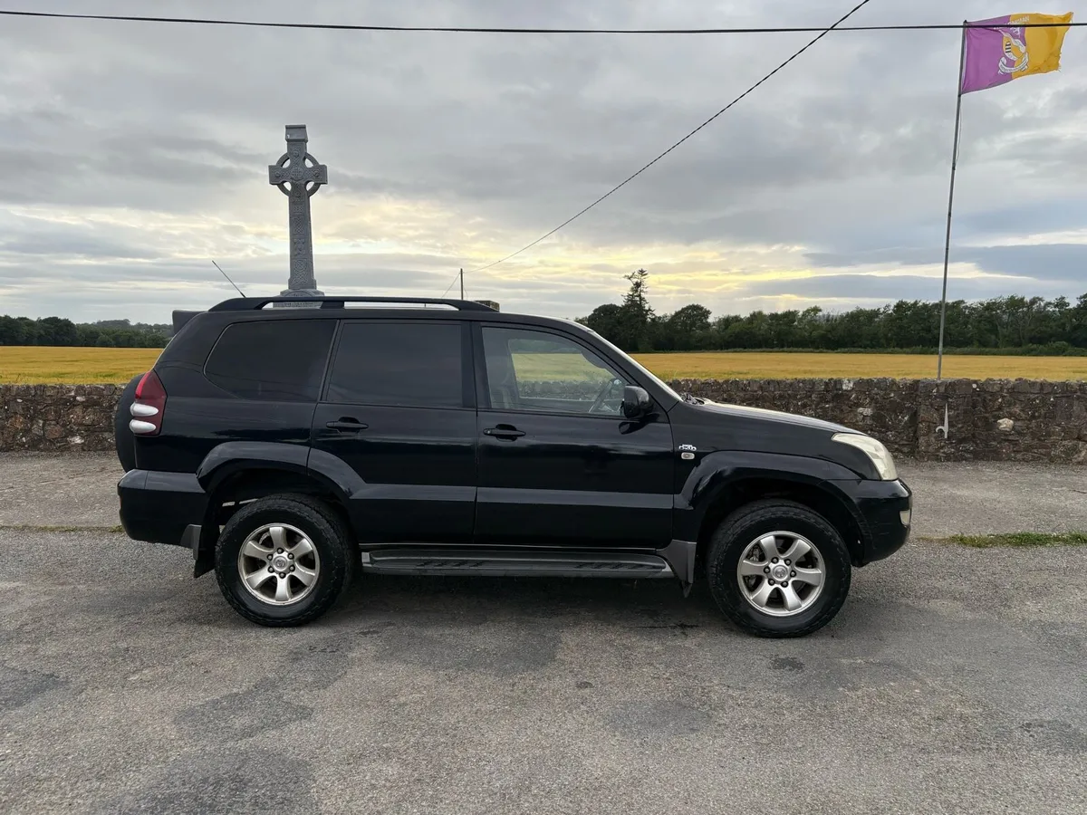Toyota Landcruiser - Image 2