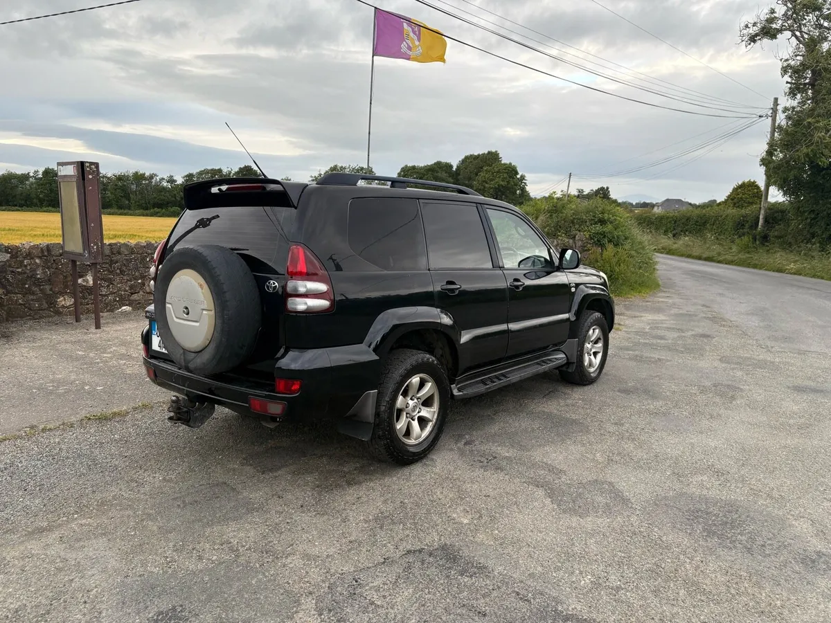 Toyota Landcruiser - Image 3