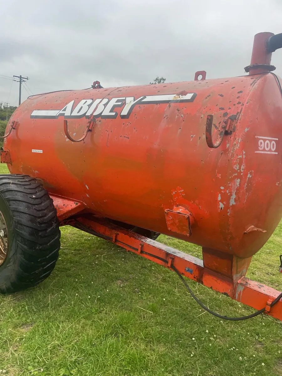 Slurry tanker - Image 1