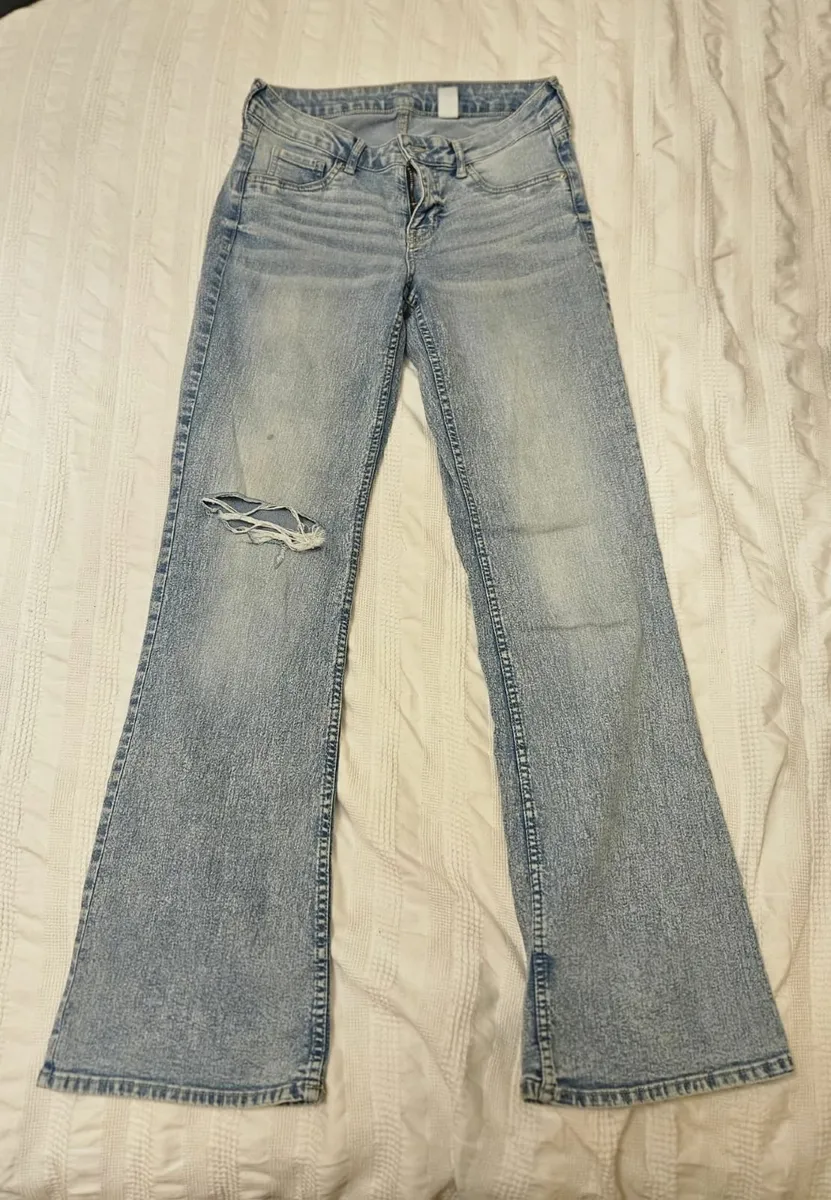 👖💙 Trendy H&M Light Wash Low Waist Bootcut Jeans - Image 1