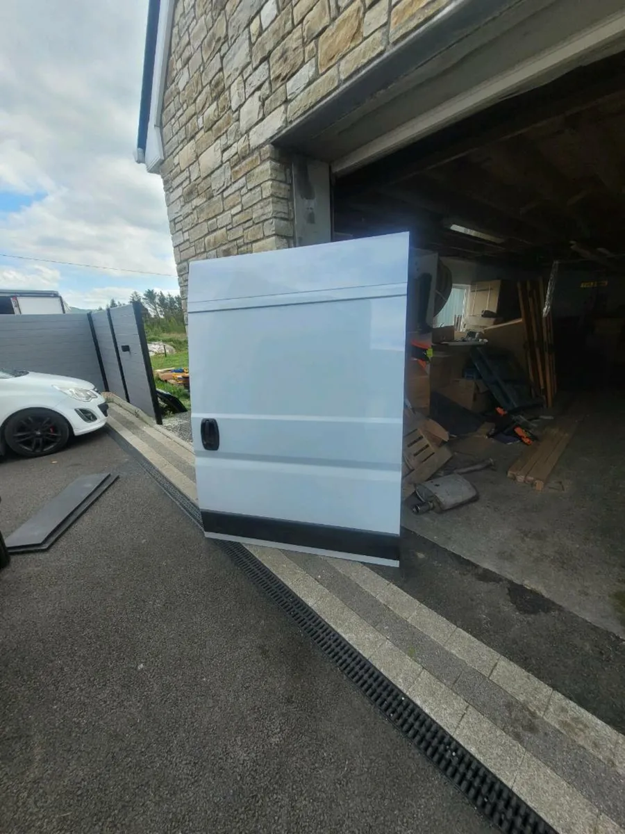 Vauxhall movano doors - Image 3