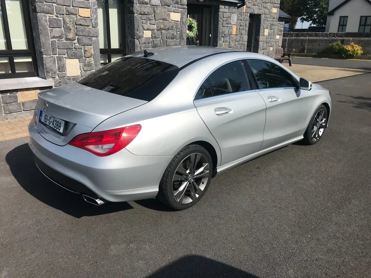 Mercedes-Benz CLA Automatic 1.5 DSL 2016 - Image 4