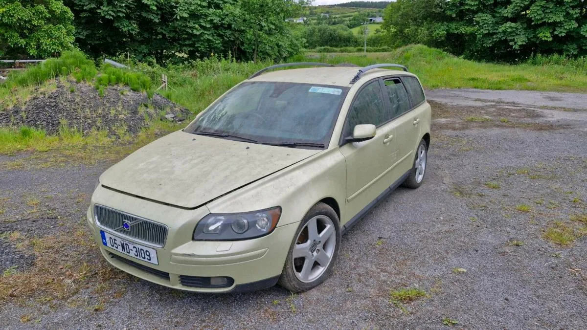 Volvo v50 - Image 1