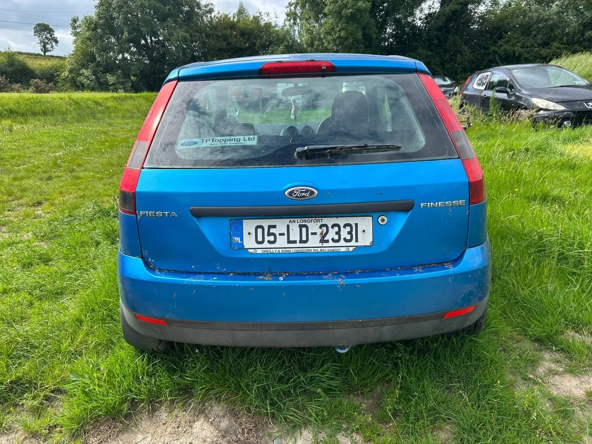 2007 Ford Fiesta for dismantling all parts - Image 2