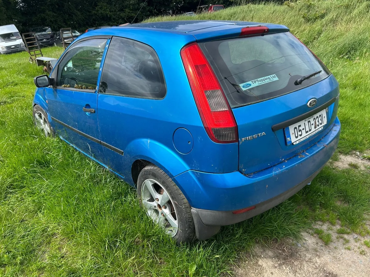 2007 Ford Fiesta for dismantling all parts - Image 4