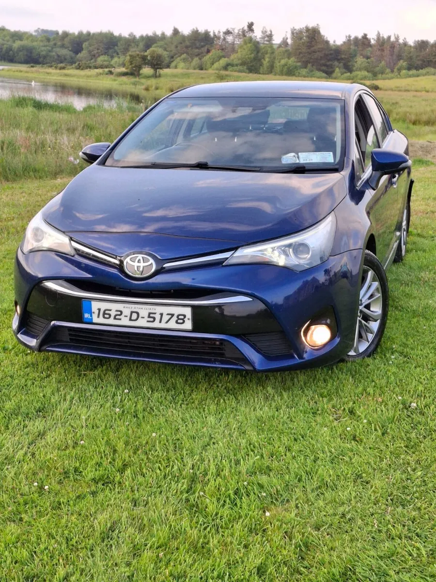 16 Toyota avensis d4d - Image 1