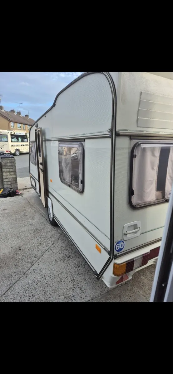 Caravan - Image 1