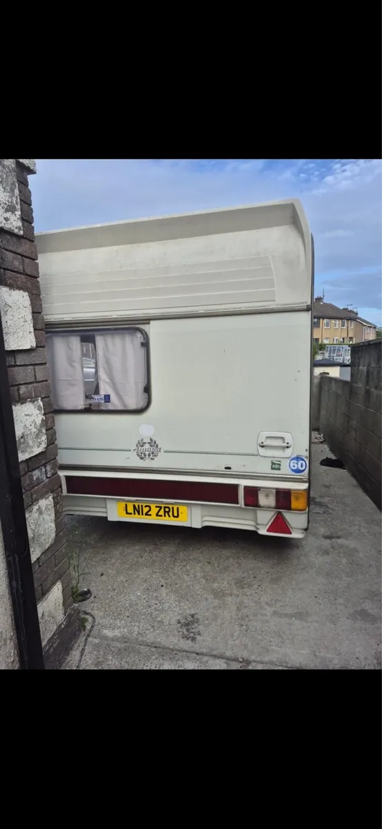 Caravan - Image 2