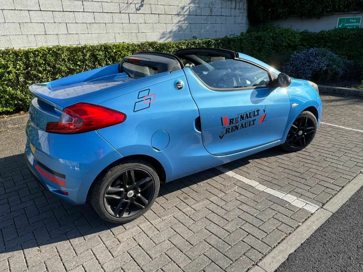 Renault Wind 2011. 1.6 Petrol Manual. Convertible - Image 2