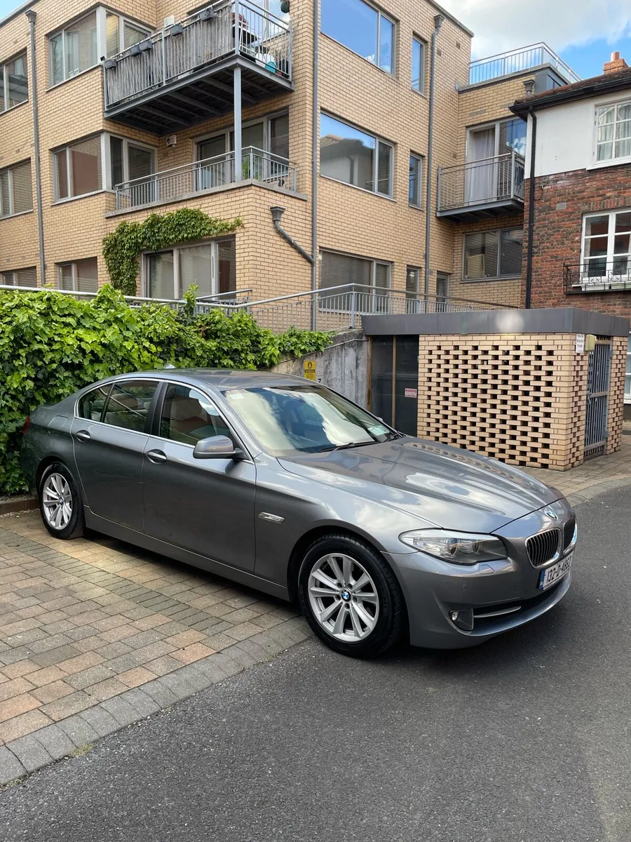 BMW 520d - Image 1