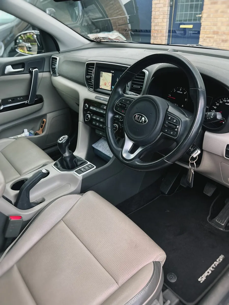 Kia Sportage 2018 ** IMMACULATE CONDITION** - Image 4