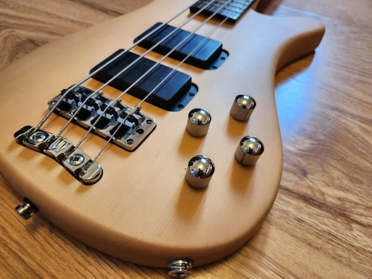 Warwick Rockbass Streamer - Image 1