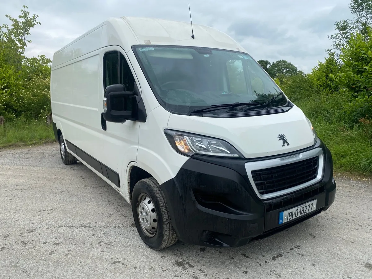 Boxer van - Image 1