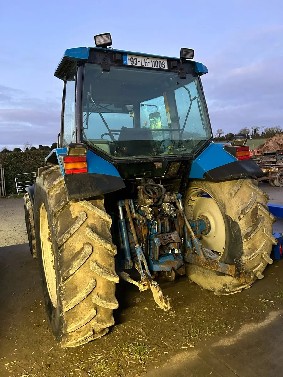 New Holland 7840 - Image 2