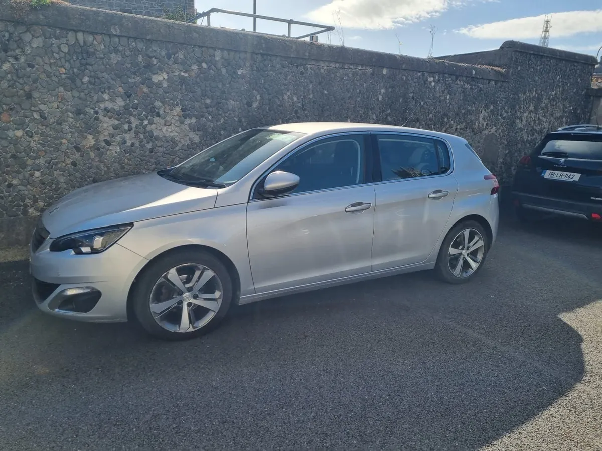 Peugeot 308 2015 - Image 3