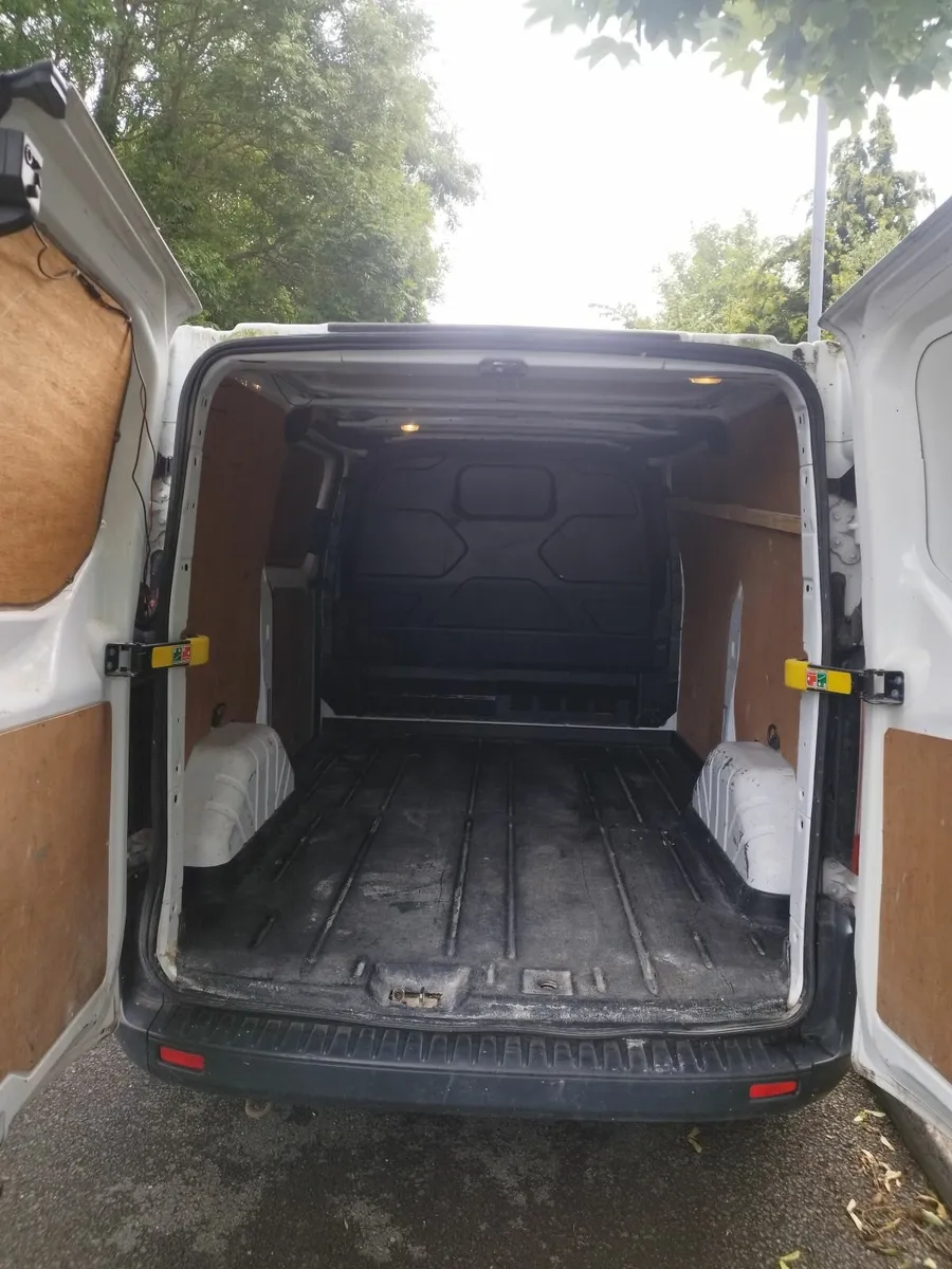 Ford Transit Custom 2013 - Image 4