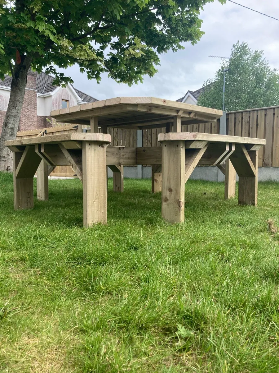 8 seater picnic bench - Image 2