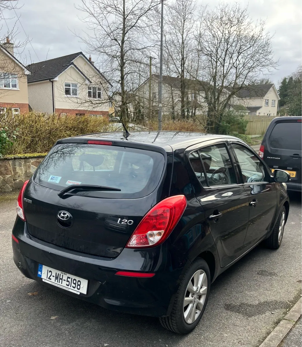 Hyundai i20 - low mileage, NCT 09/25 - Image 3