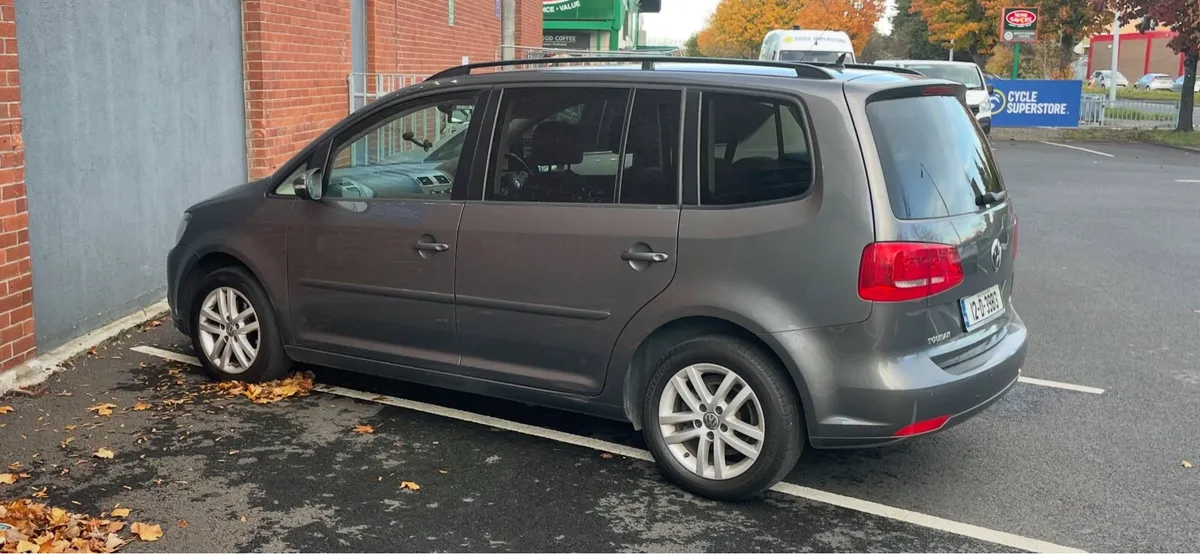 VW Touran 1.6 TDI Comfortline Leather Heated A/C