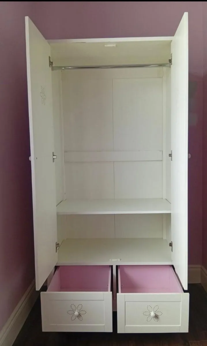 Wardrobe - Image 2