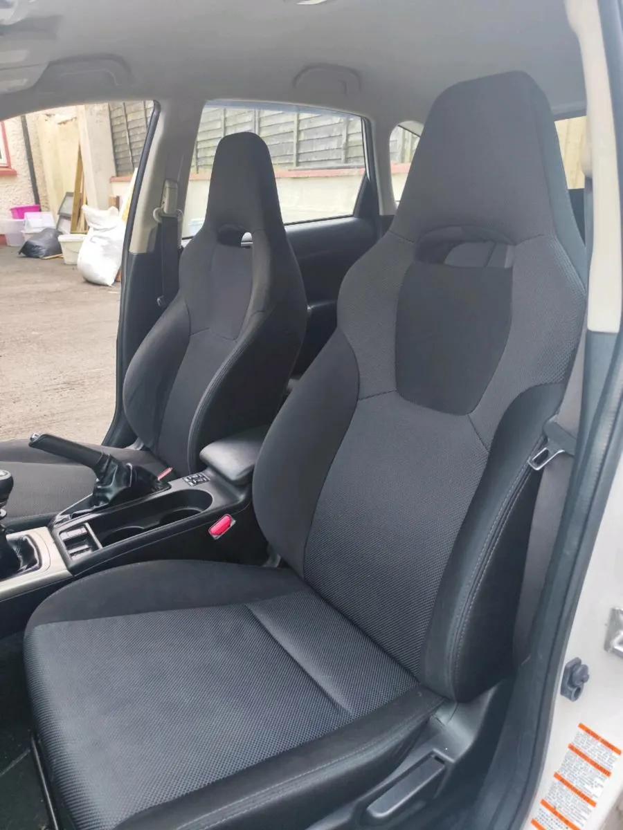 2011 Subaru Impreza 2.0d 4wd - Image 2