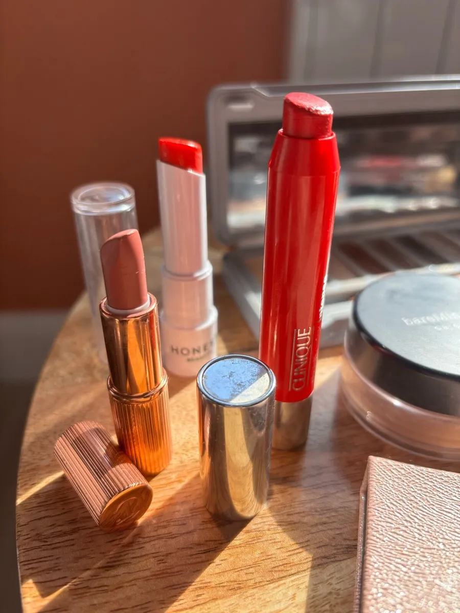 High end Make up - Image 2