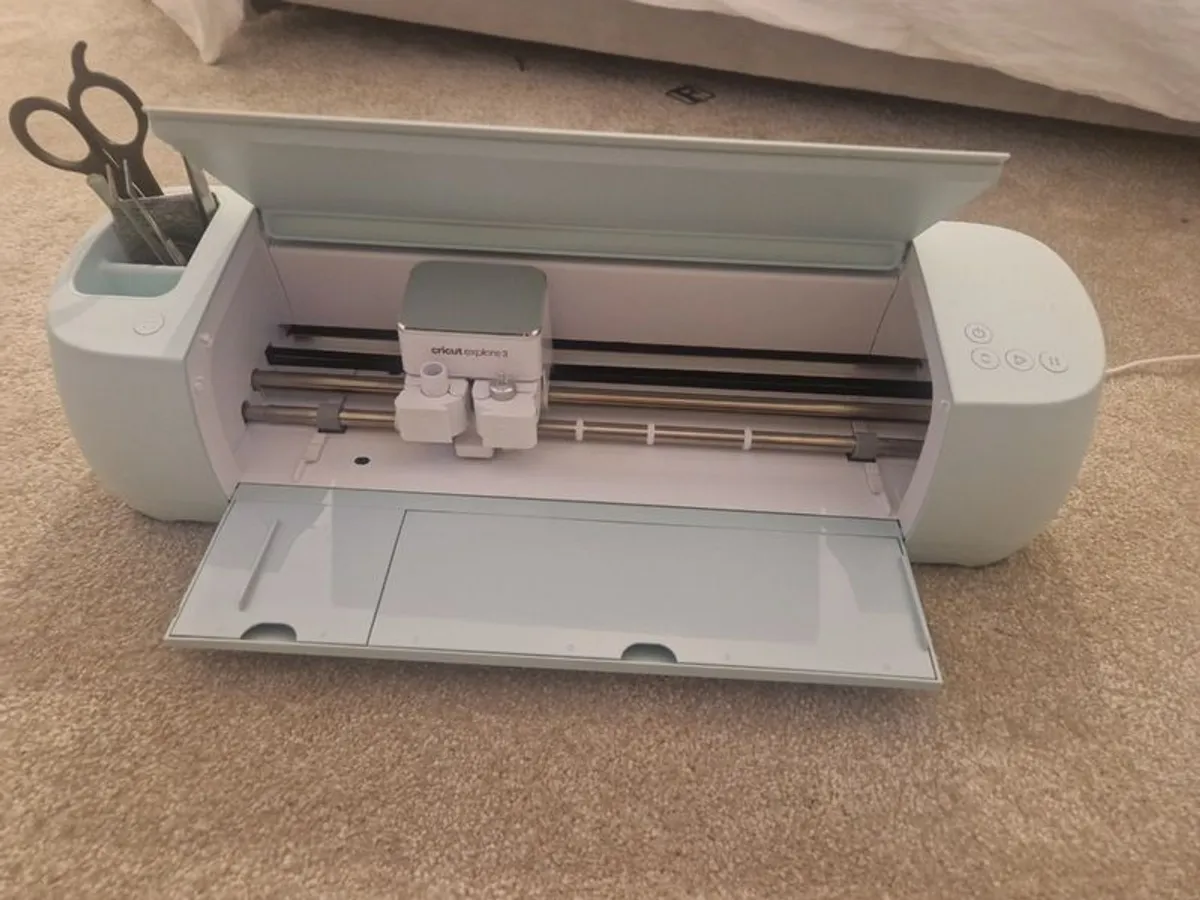Cricut Explore 3 - Image 1