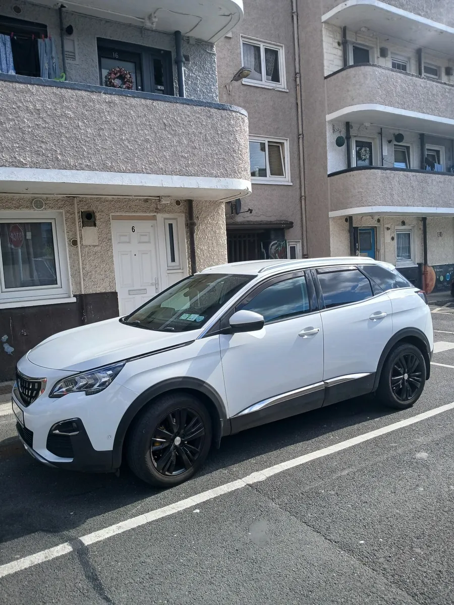 Peugeot 3008 2017🔥NEW NCT🔥low milage - Image 2