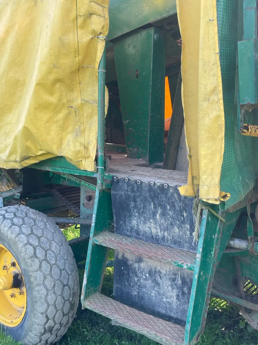 Potato harvester - Image 4