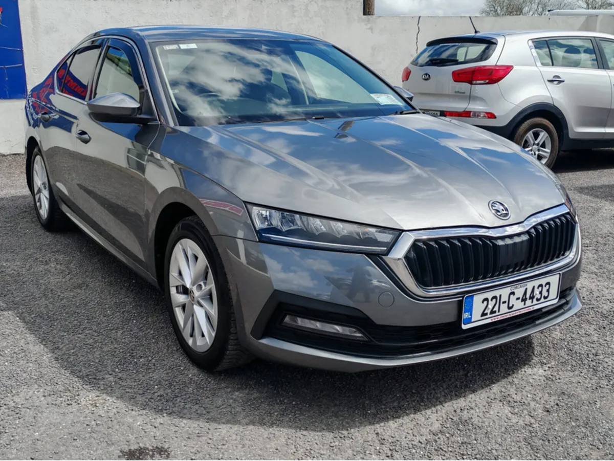 Selection of Skoda models - Image 2