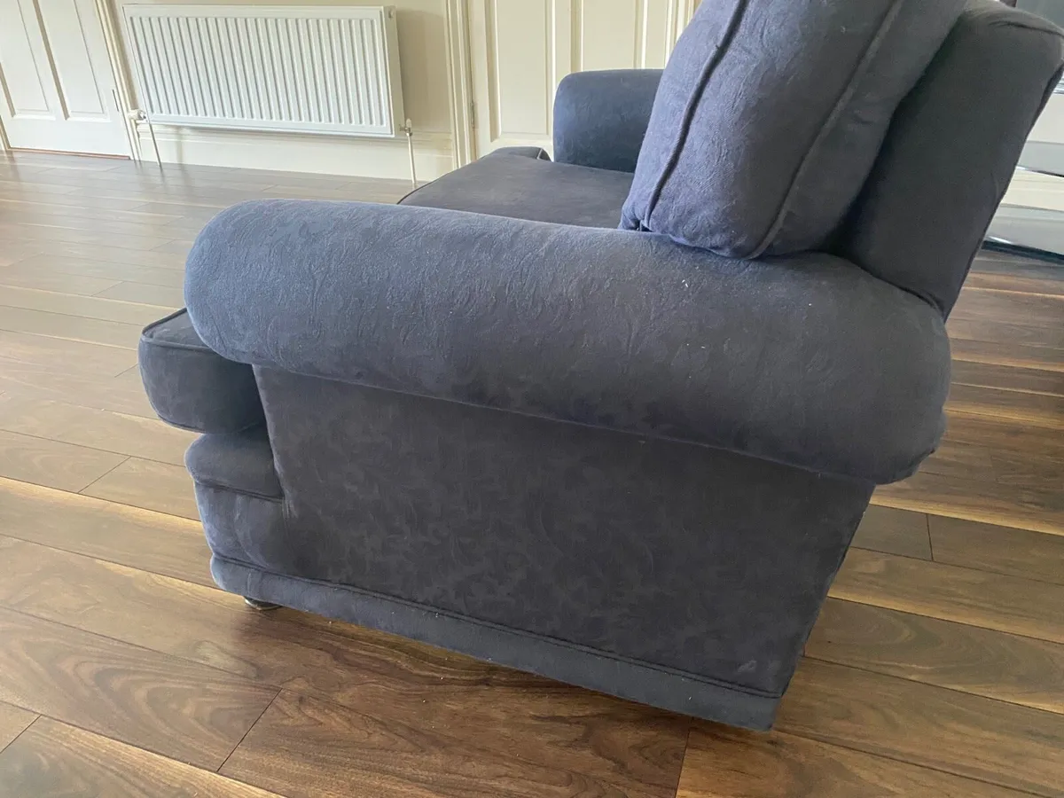 2 Seater Couch - Image 4