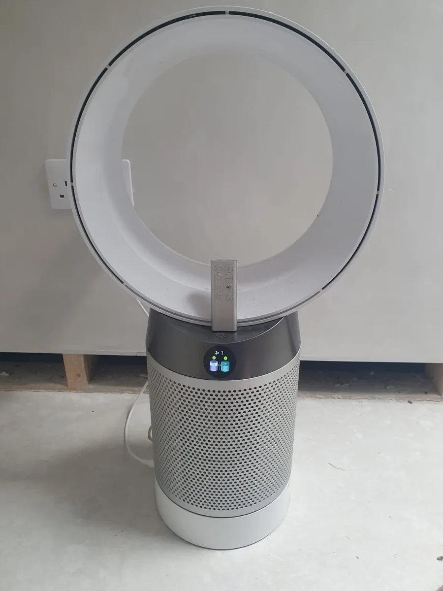 Dyson air purifier - Image 1