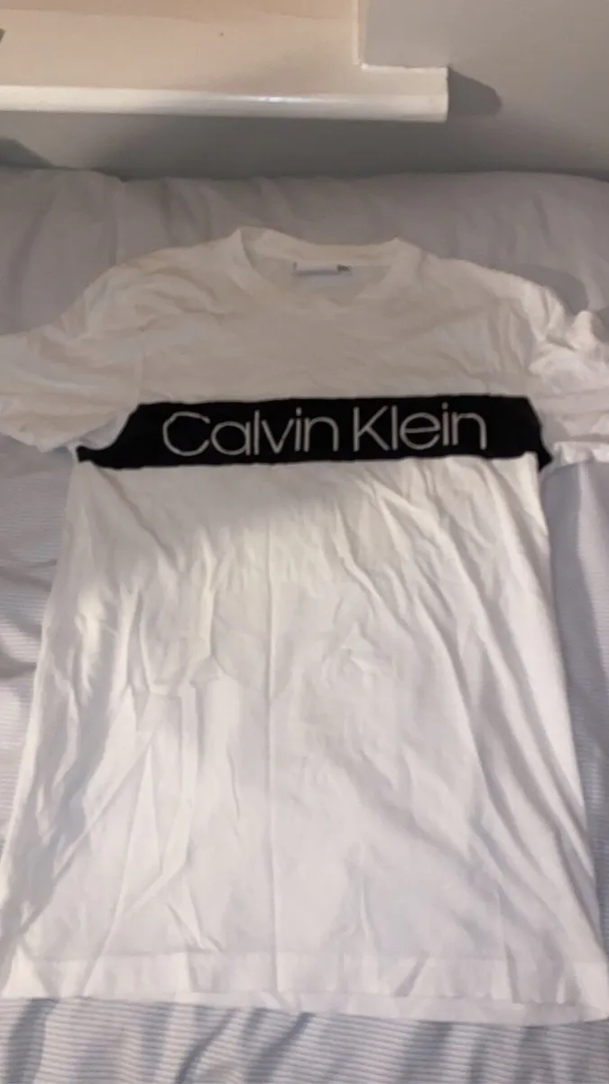 Calvin Klein T-Shirt - Image 1