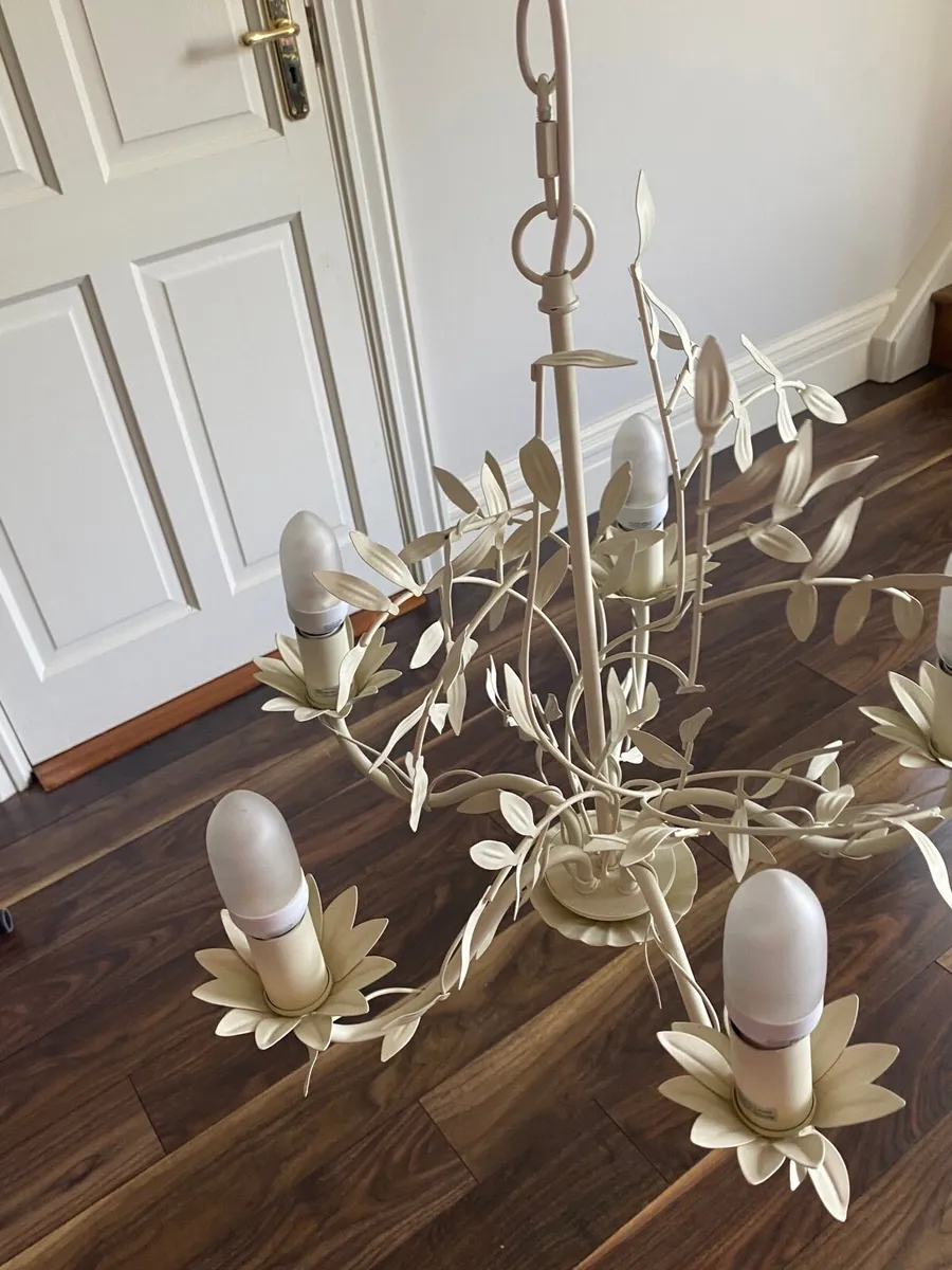 Light Fitting - Image 1