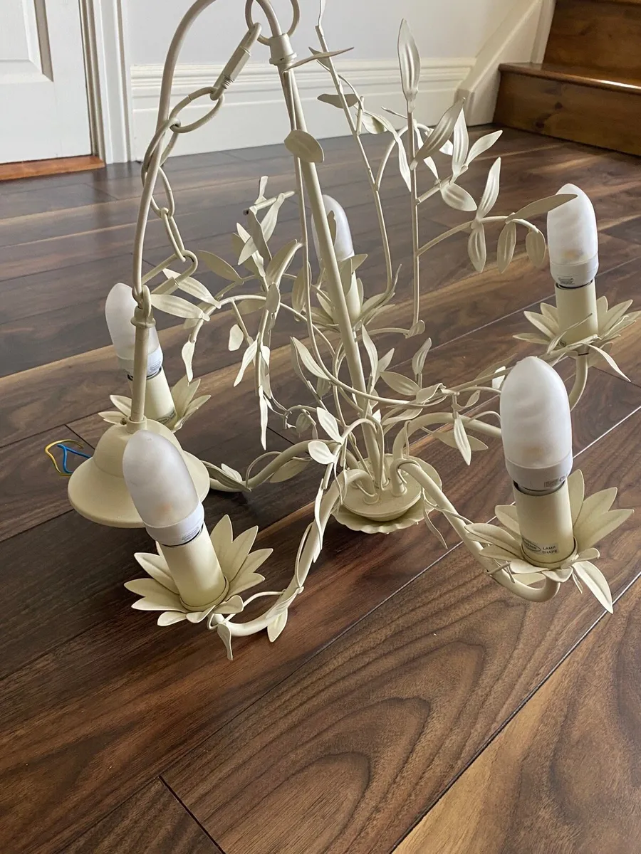 Light Fitting - Image 3