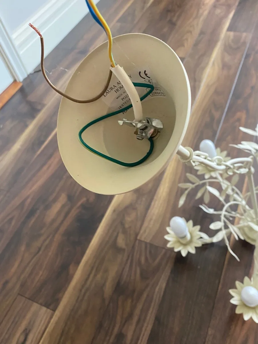 Light Fitting - Image 4