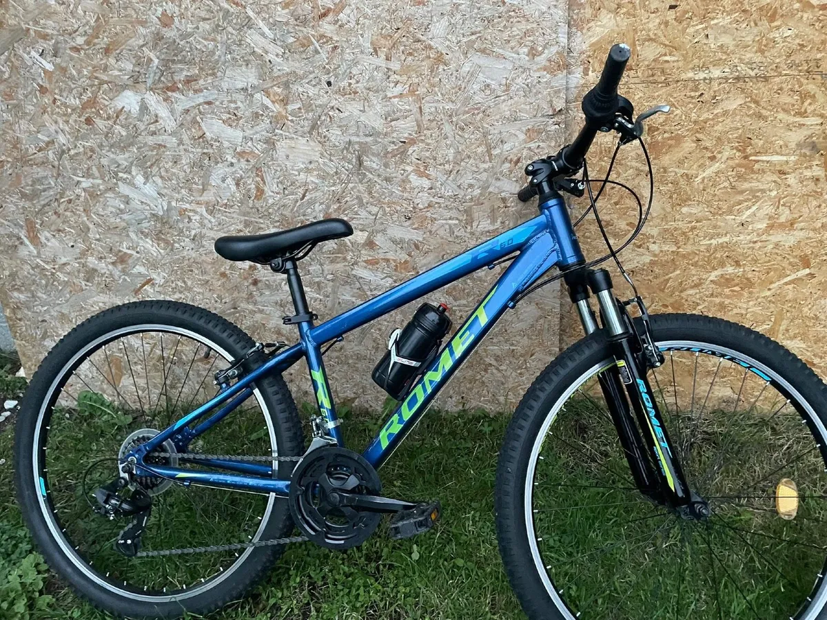 Bike ROMET RAMBLER R6.0 2024 BLUE LEMON