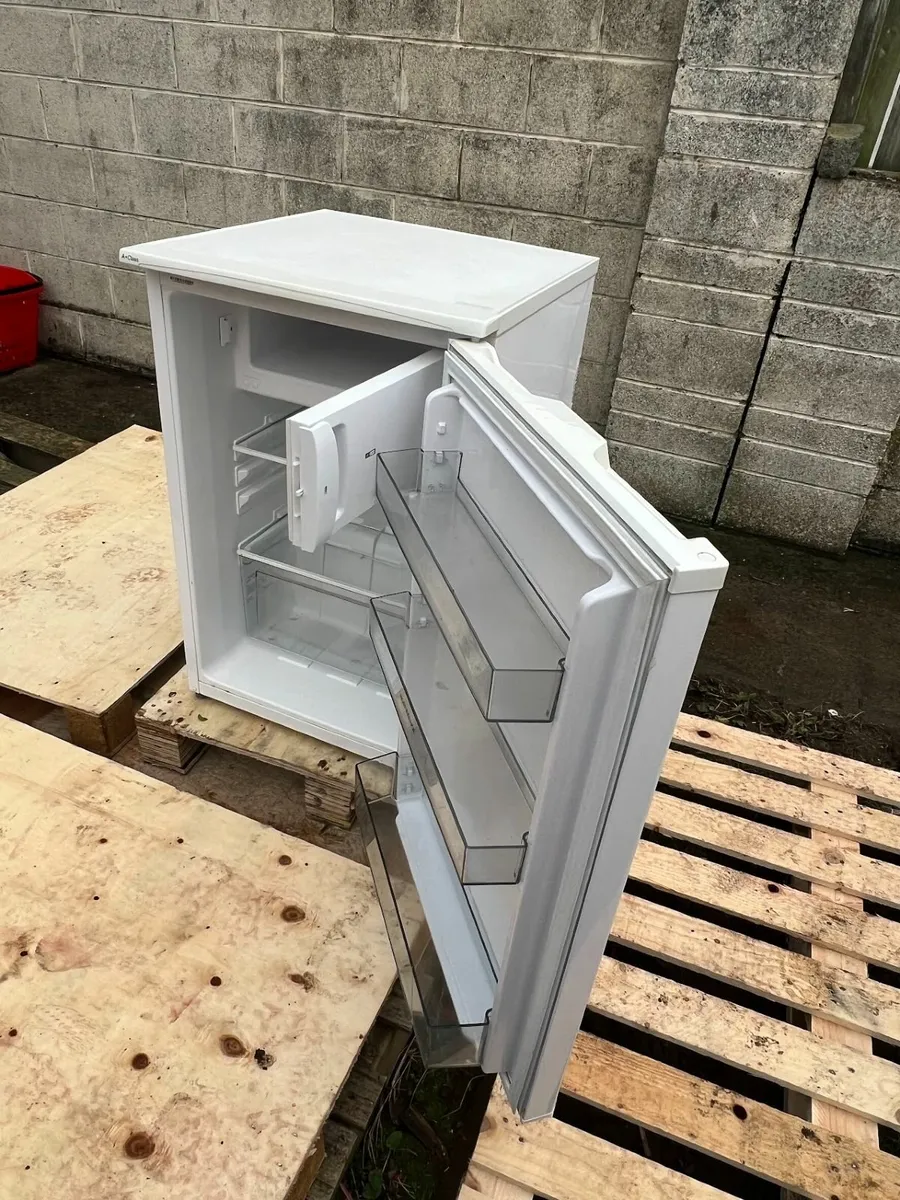 Nordmende Large Fridge Freezer Frigo Undercounter - Image 4