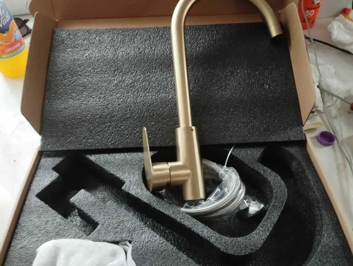 Mixer taps for kitchen sink - Image 4