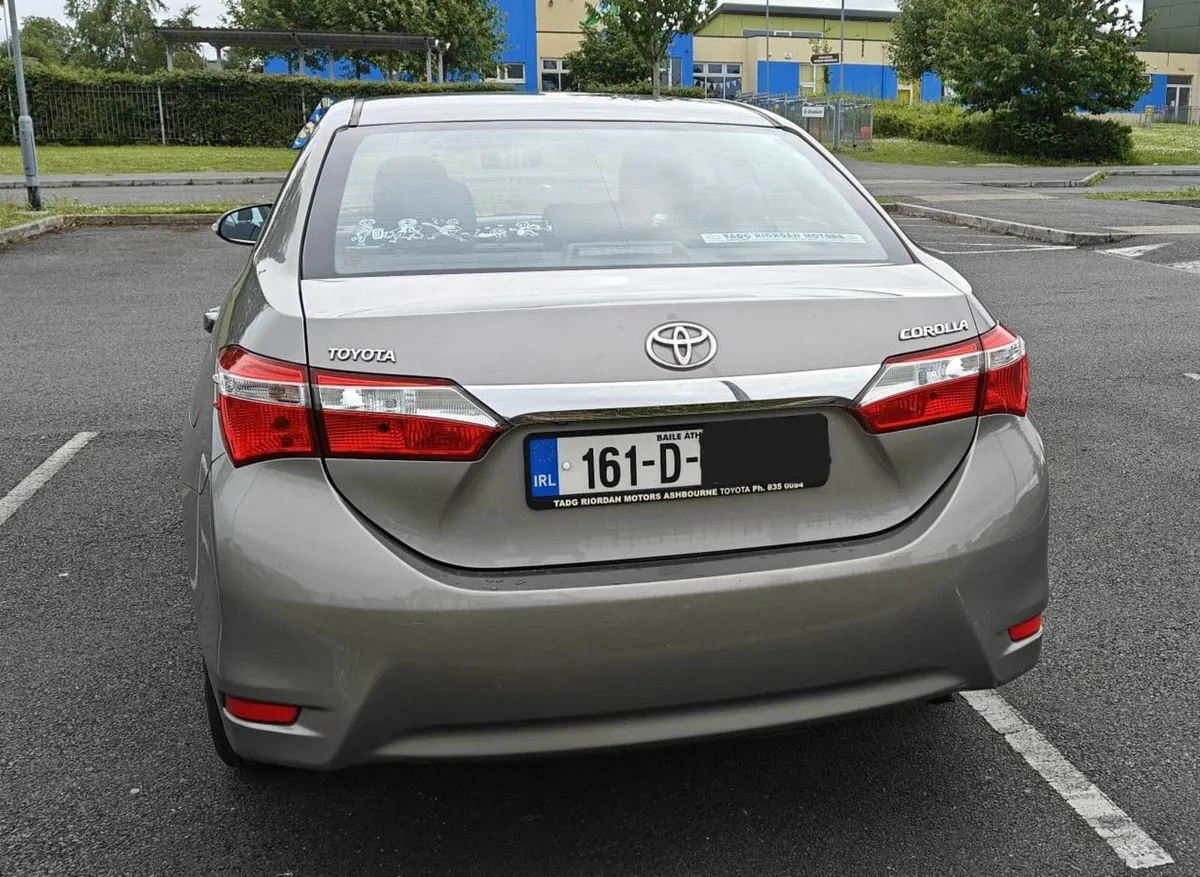 Toyota Corolla 2016 - Image 2