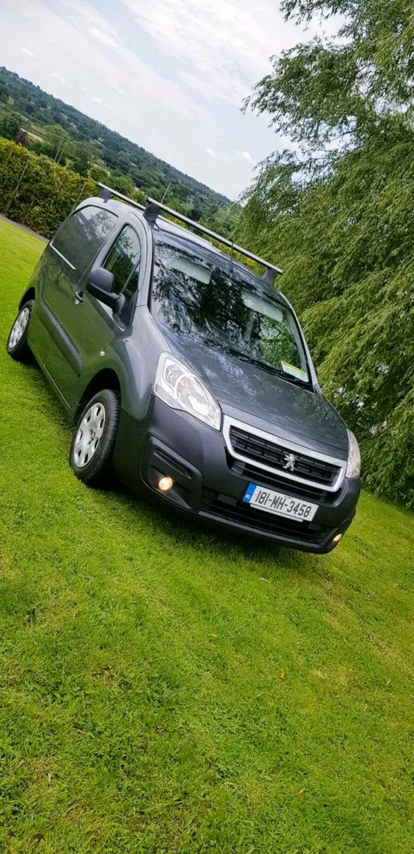 Citroen berlingo,  1.6hdi,  clean van Just tested - Image 2