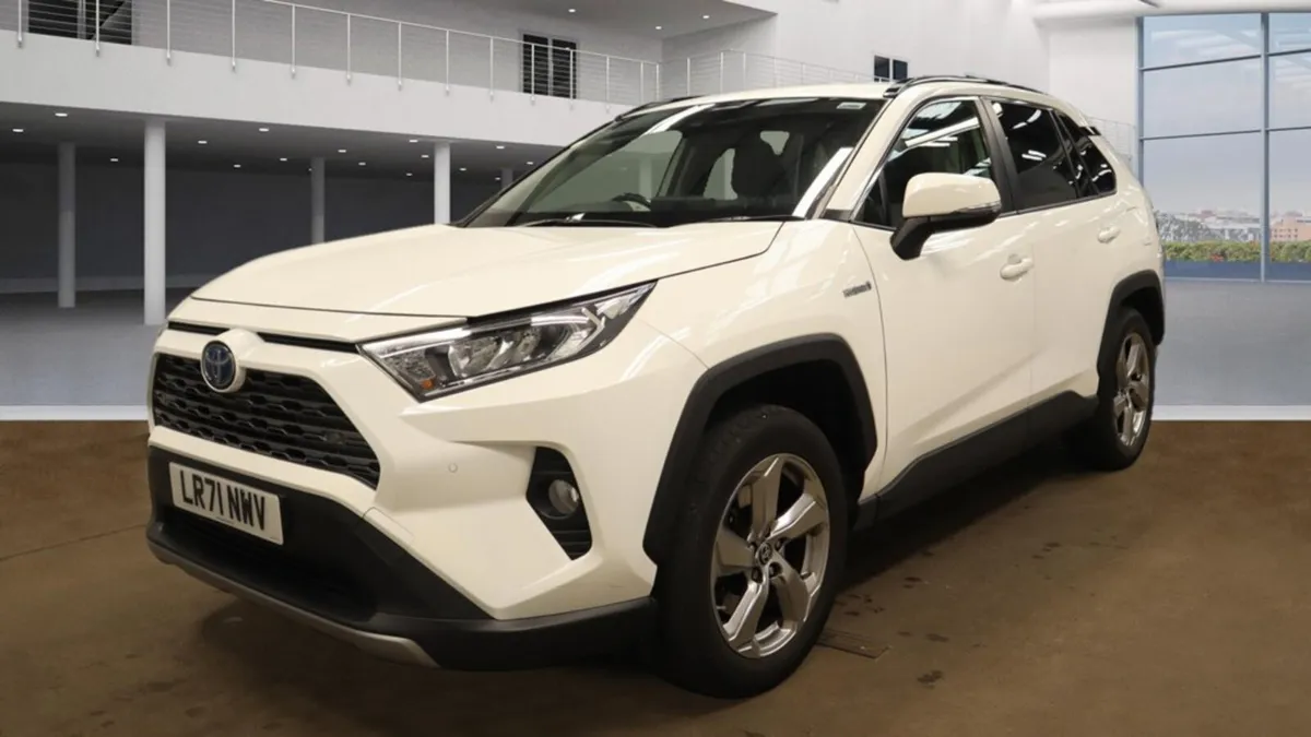 Toyota RAV4 2021 Design Auto - Image 2