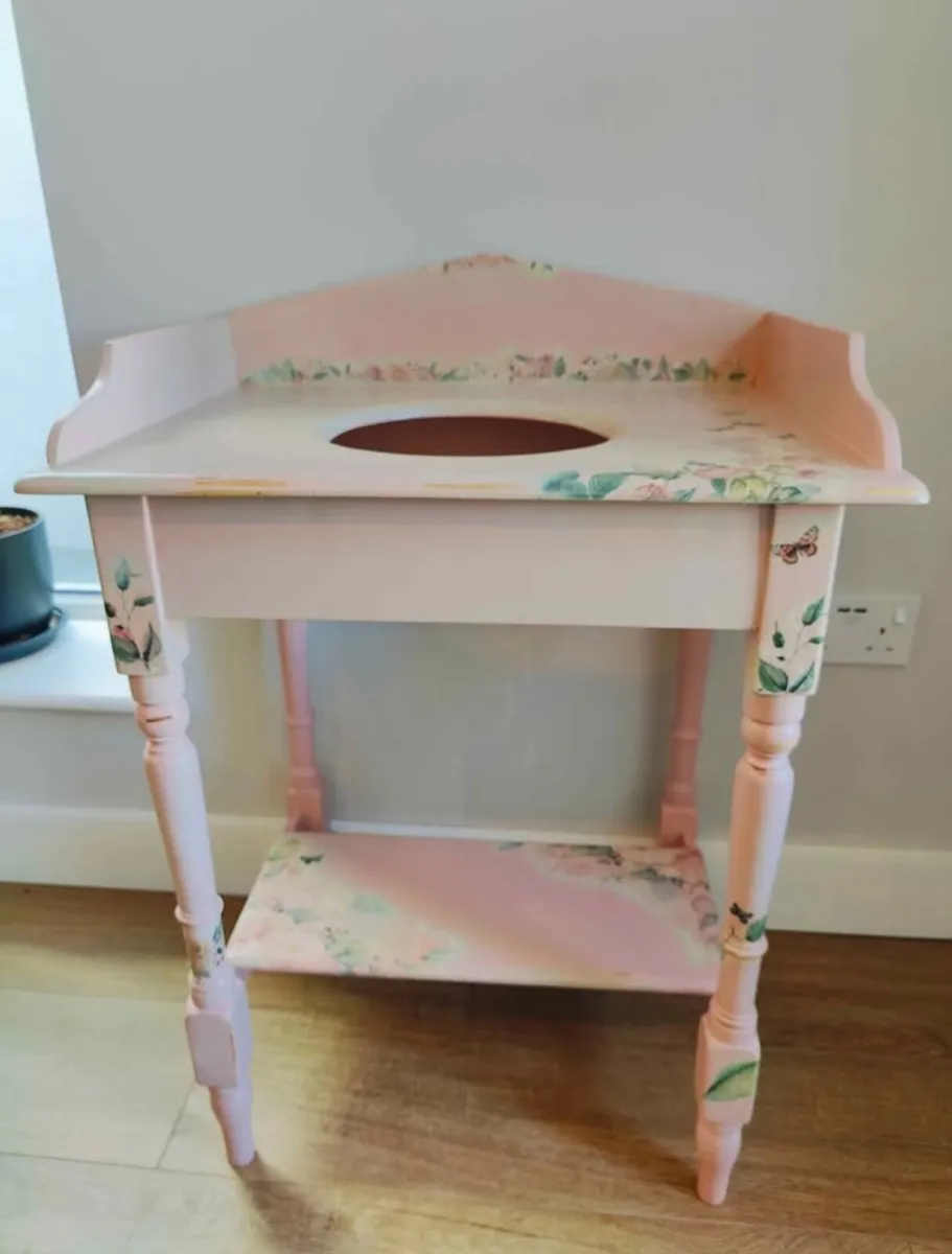 Vintage wash basin Stand - Image 3
