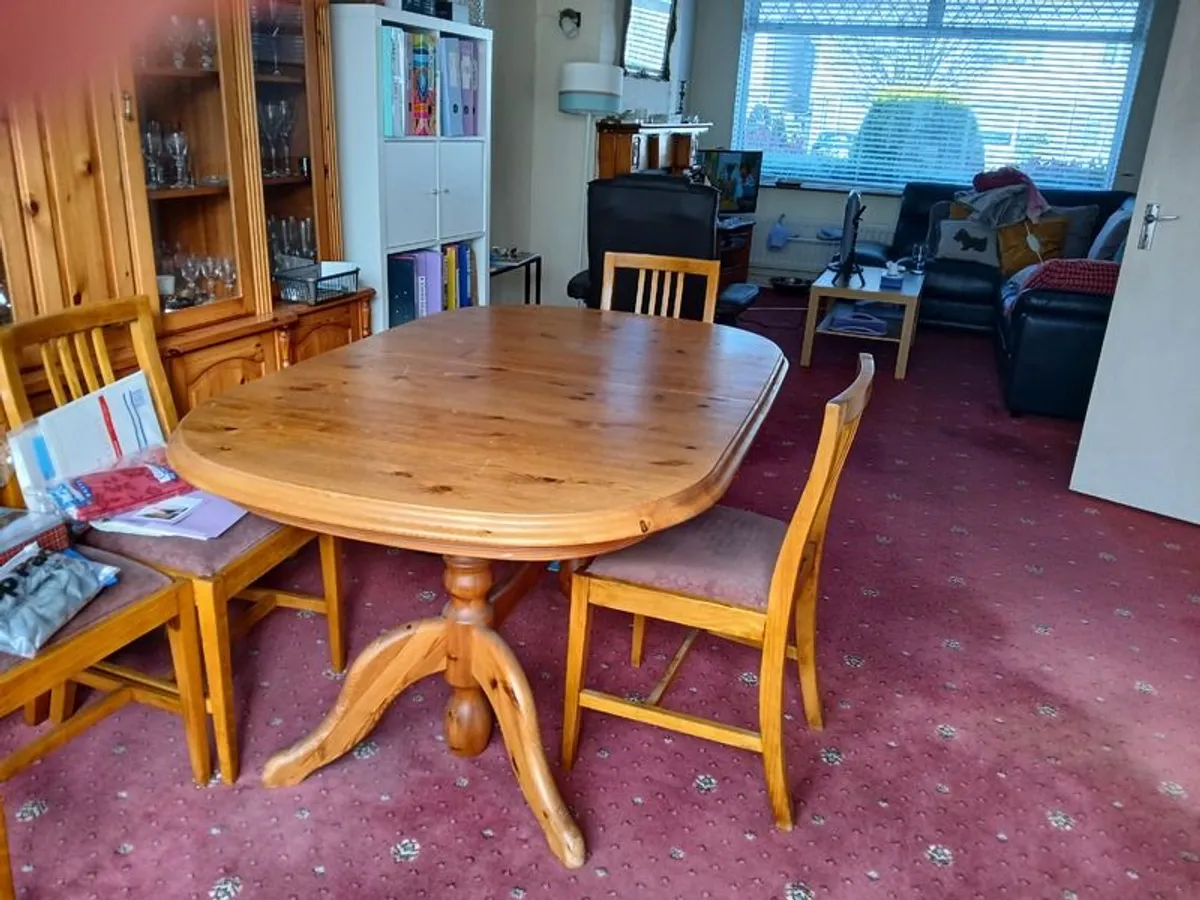 Inherited House with Dining room table - Image 4