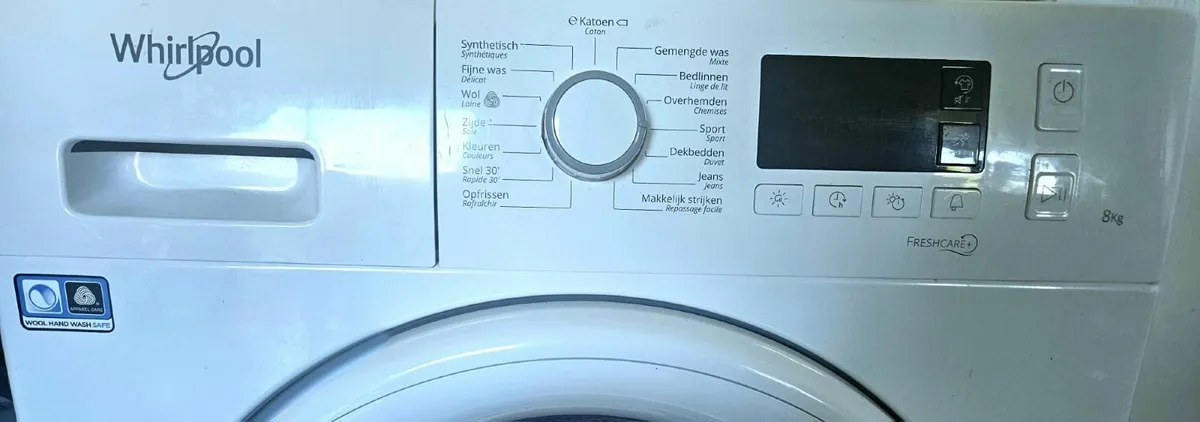 Whirlpool heat pump cloth dryer (A++)-€180 - Image 2
