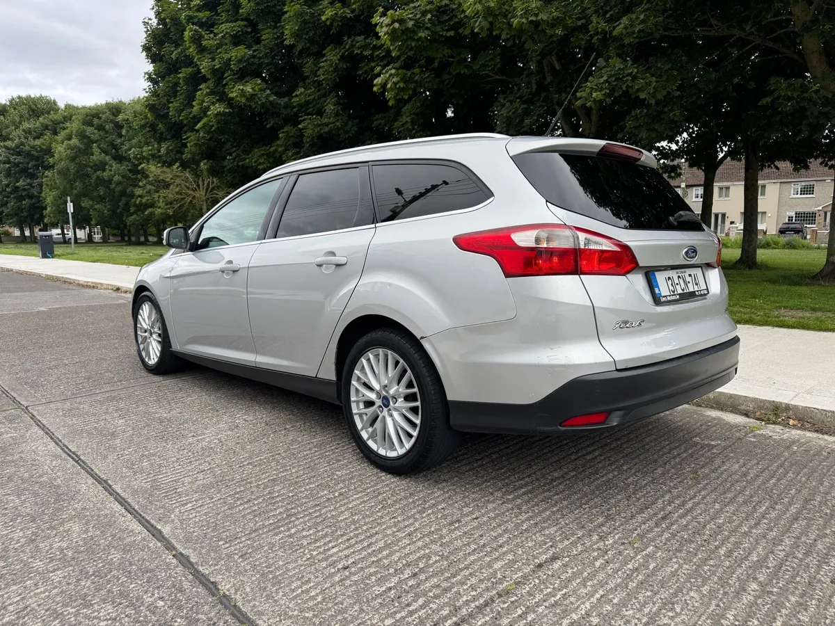 2013 Ford Focus 1.6TDCI ZETEC *NCT* - Image 2