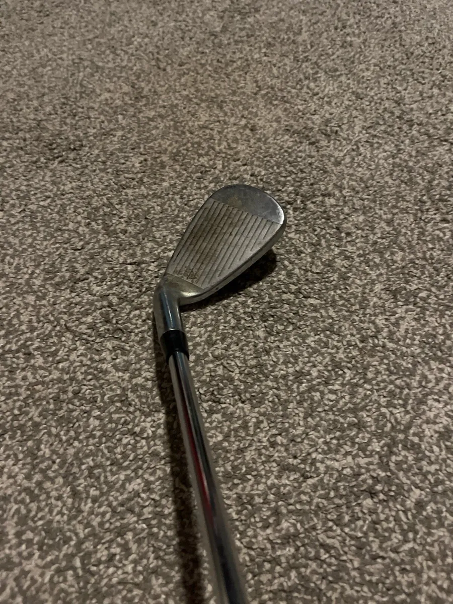 Dunlop golf irons - Image 3