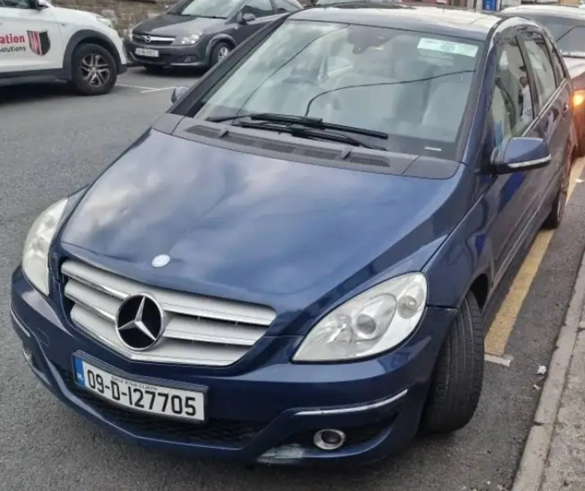 Mercedes B200 CDI SE 2009 – NCT & Tax – €2,900 - Image 1