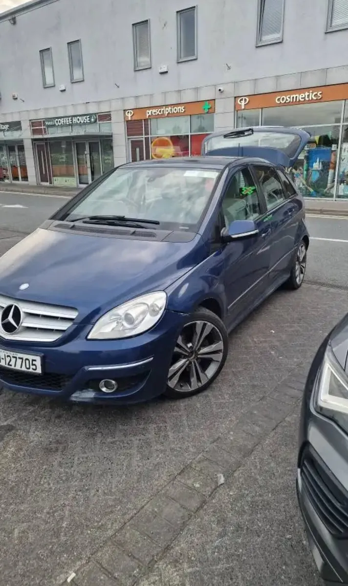 Mercedes B200 CDI SE 2009 – NCT & Tax – €2,900 - Image 3