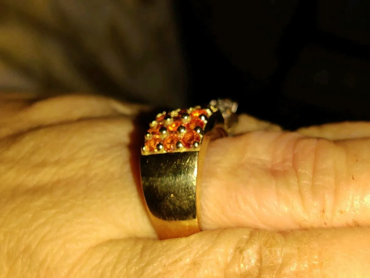 ORANGE SAPPHIRES, 9CT Gold New 5 Gram Ring ! - Image 2